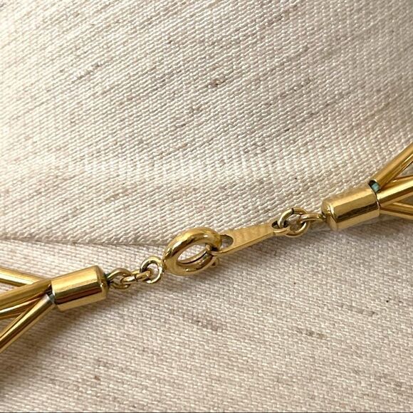 Avon faux Pearl multi strand necklace - Picture 5 of 12